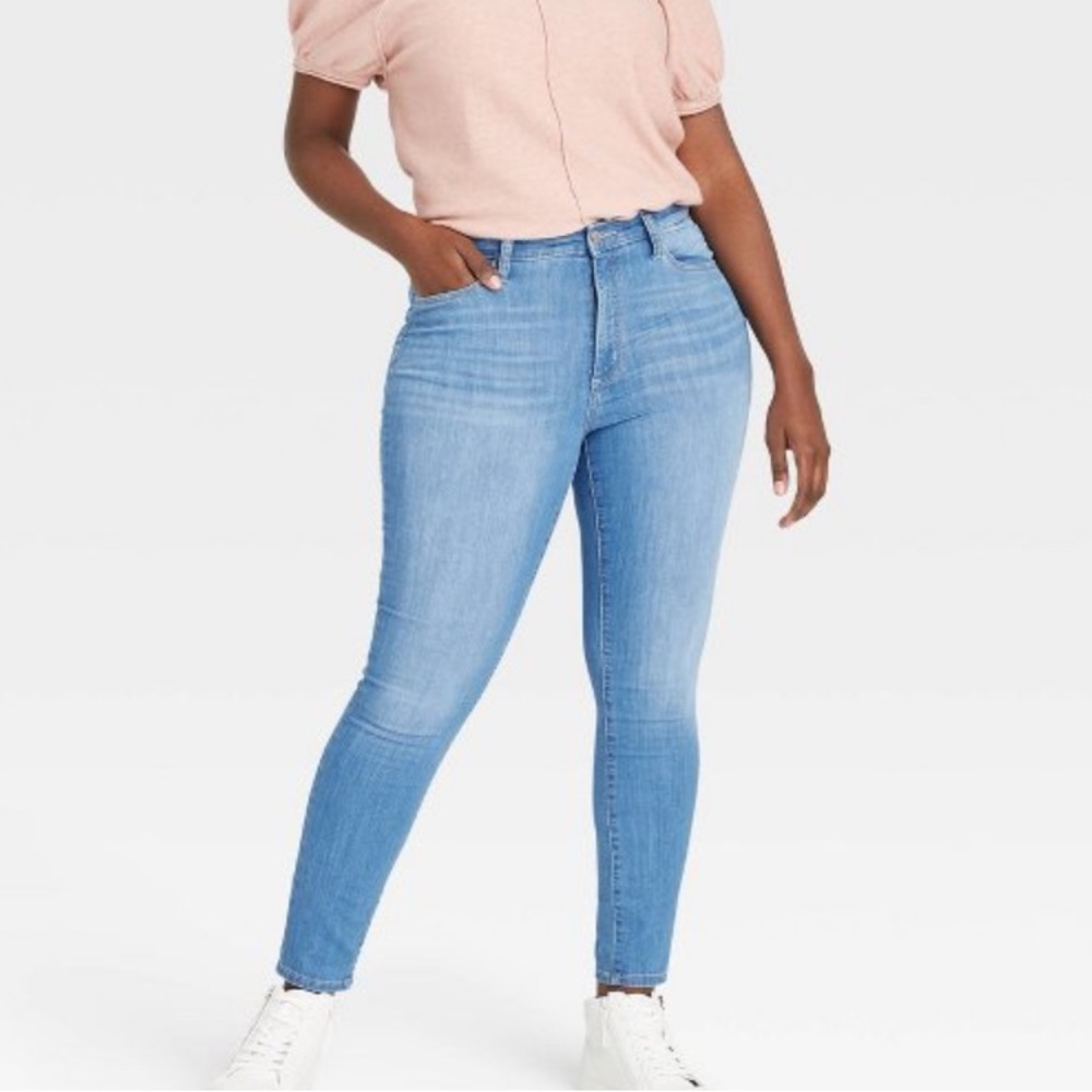 Universal Thread High Rise Skinny jeans - Picture 2 of 4
